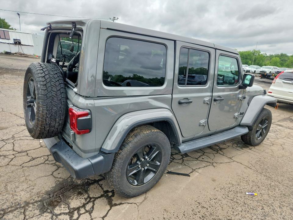 2019 JEEP WRANGLER UNLIMITED SAHARA — Фото 3 из 12
