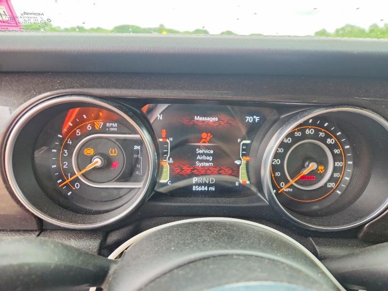 2019 JEEP WRANGLER UNLIMITED SAHARA — Фото 9 из 12