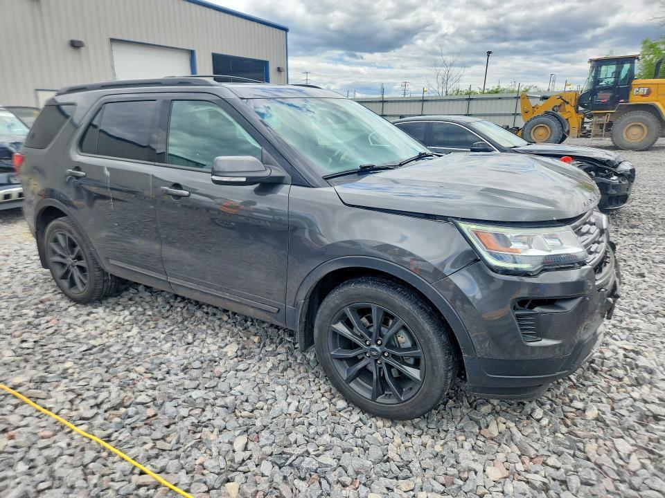 2019 FORD EXPLORER XLT — Фото 4 из 13