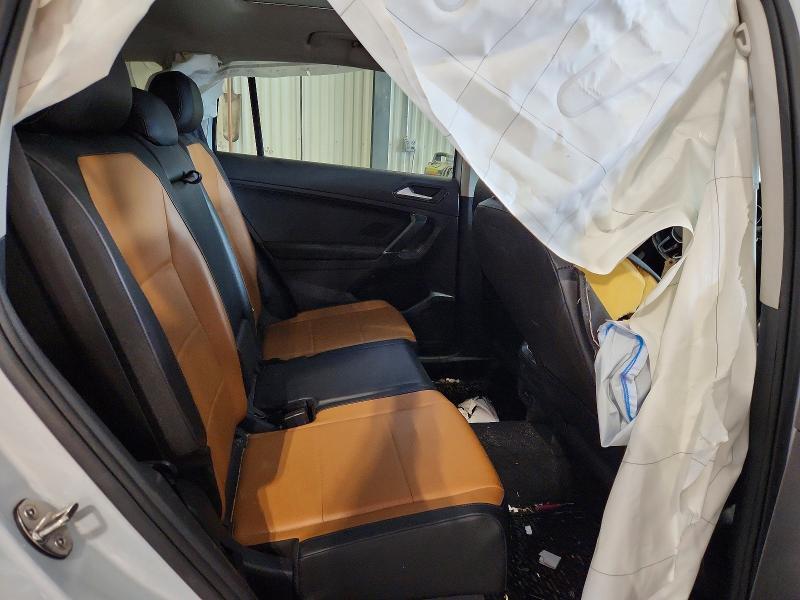 2018 VOLKSWAGEN TIGUAN SE — Фото 11 из 13