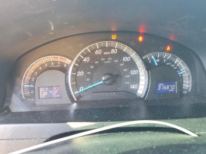 2013 TOYOTA CAMRY SE — Фото 9 из 12