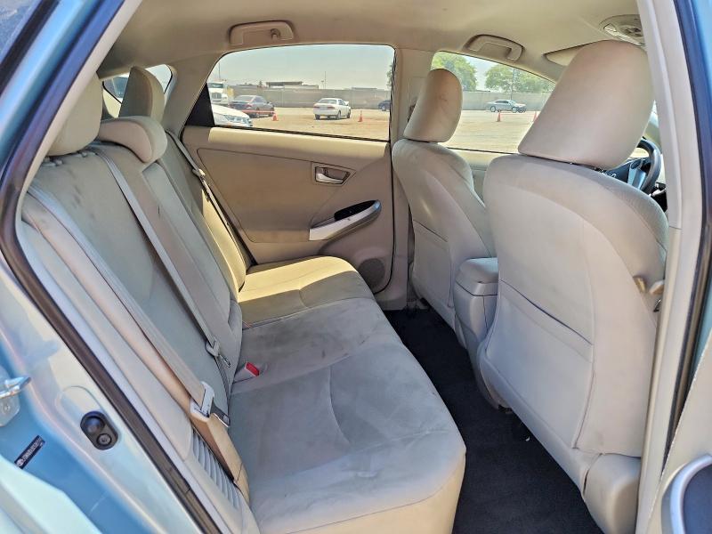 2012 TOYOTA PRIUS TWO — Фото 10 из 13