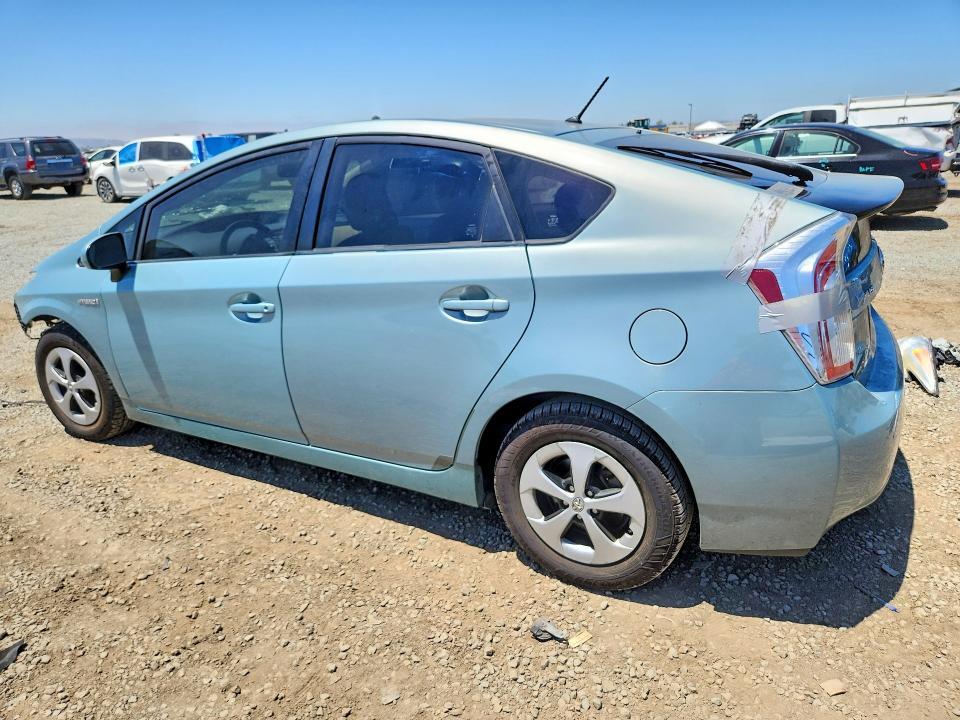 2012 TOYOTA PRIUS TWO — Фото 2 из 13