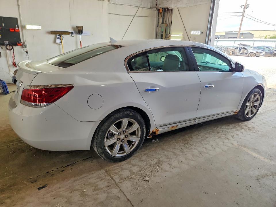 2011 BUICK LACROSSE CXL — Фото 3 из 12