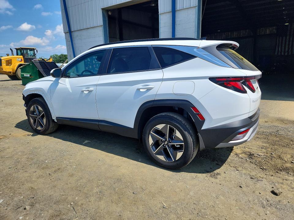 2026 HYUNDAI TUCSON SEL — Фото 2 из 14