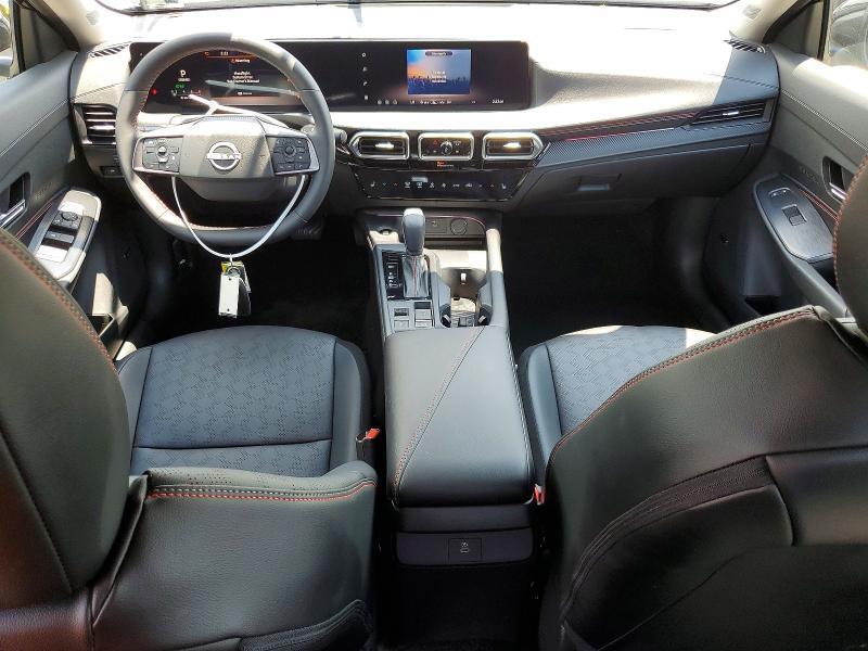 2026 NISSAN SENTRA SR — Фото 8 из 13