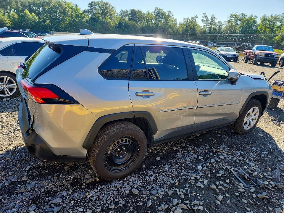 2T3G1RFV9SW573299 2025 TOYOTA RAV4 photo no. 3