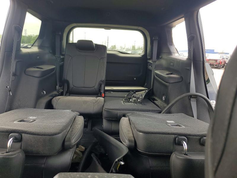 2025 JEEP GRAND CHEROKEE L LIMITED — Фото 10 из 13