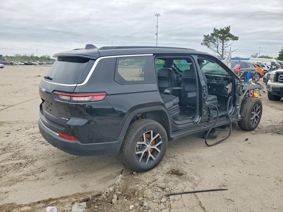 2025 JEEP GRAND CHEROKEE L LIMITED — Фото 3 из 13