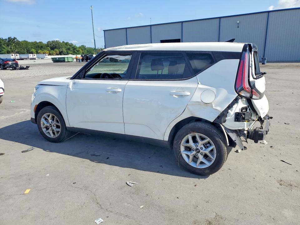 2025 KIA SOUL LX — Фото 2 из 14