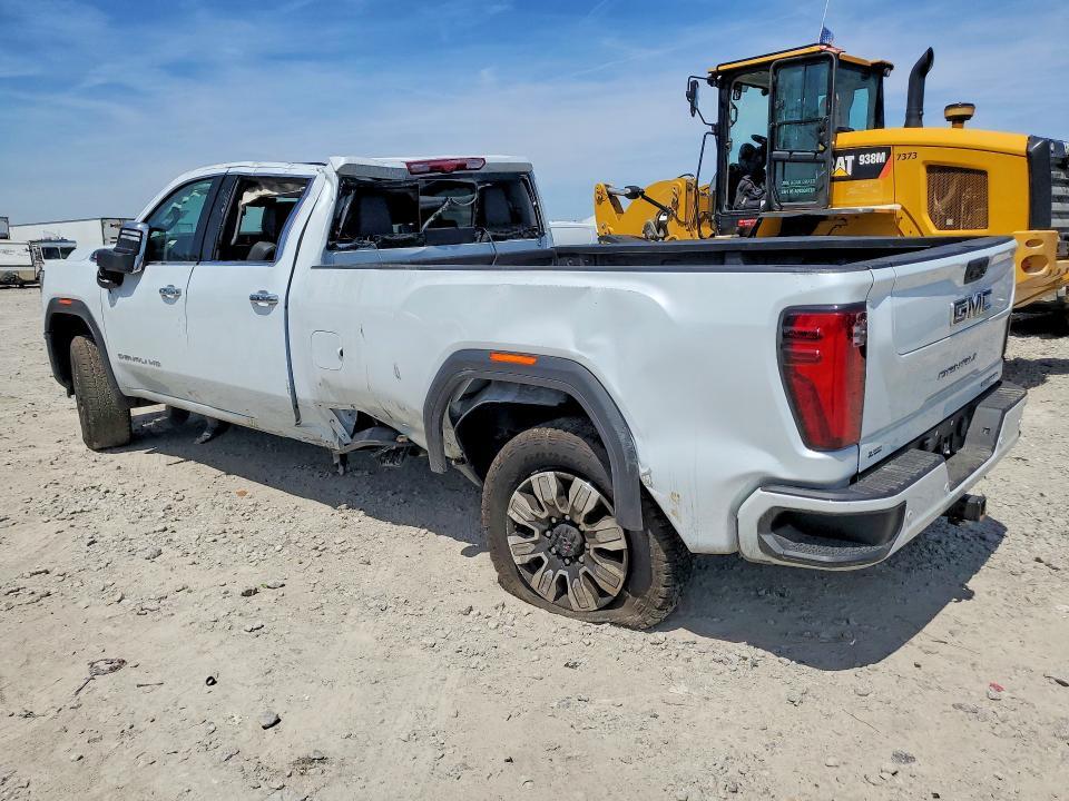 2026 GMC SIERRA K3500 DENALI — Фото 2 из 12