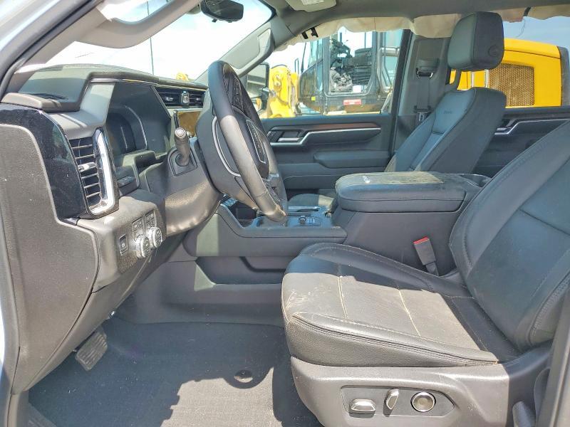 2026 GMC SIERRA K3500 DENALI — Фото 7 из 12