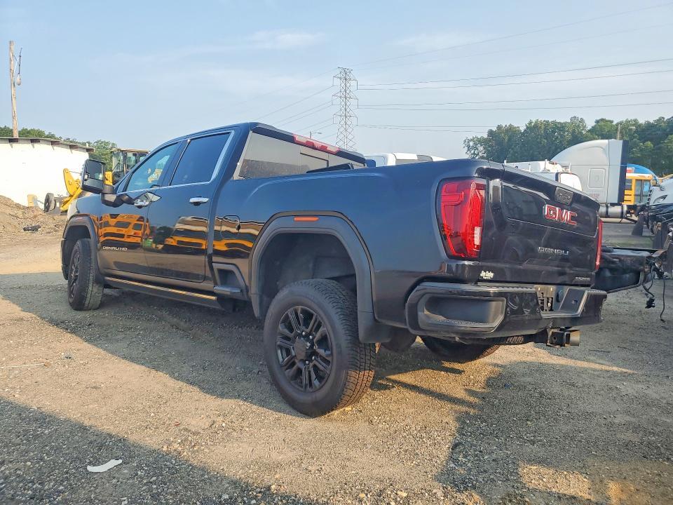 2023 GMC SIERRA K2500 DENALI — Фото 2 из 13
