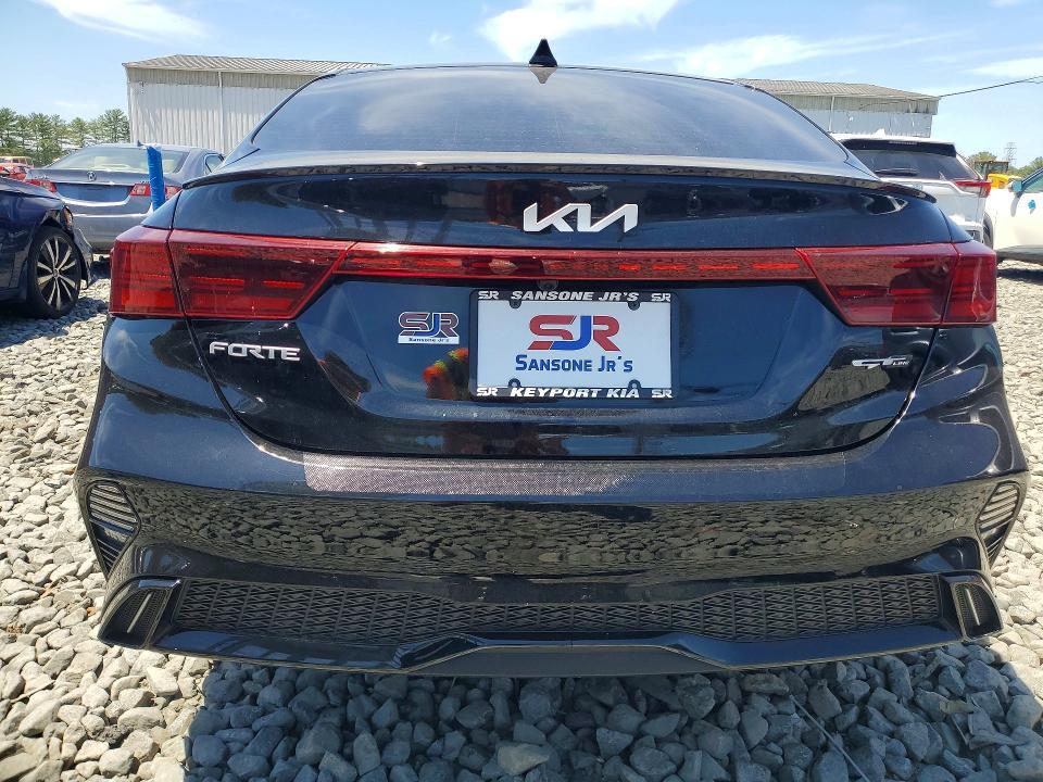 2023 KIA FORTE GT LINE — Фото 6 из 12