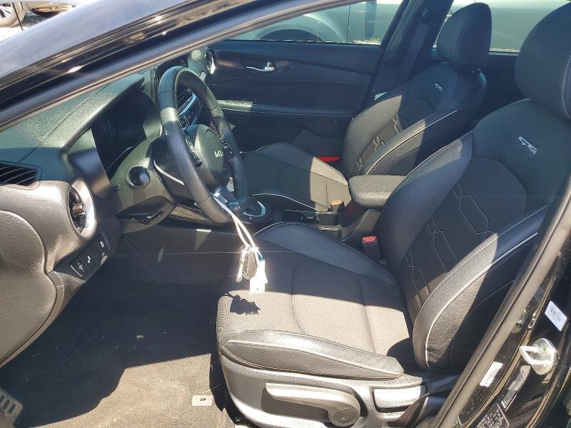 2023 KIA FORTE GT LINE — Фото 7 из 12