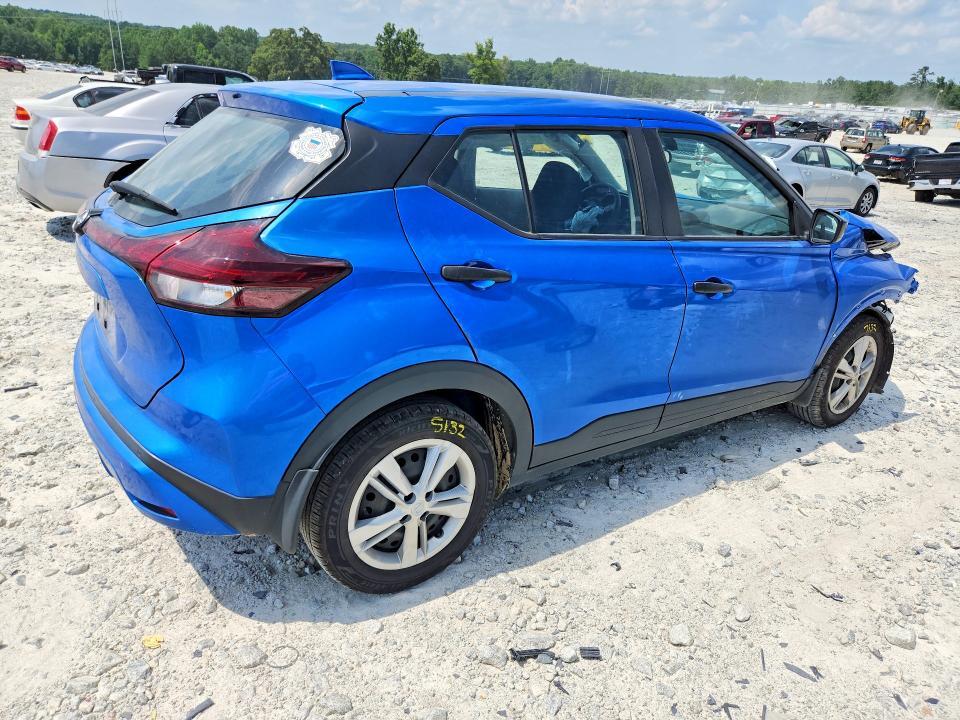 2023 NISSAN KICKS S — Фото 3 из 14