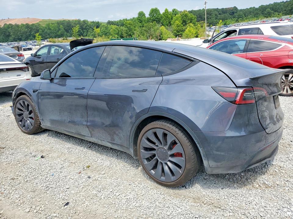 2023 TESLA MODEL Y — Фото 2 из 12