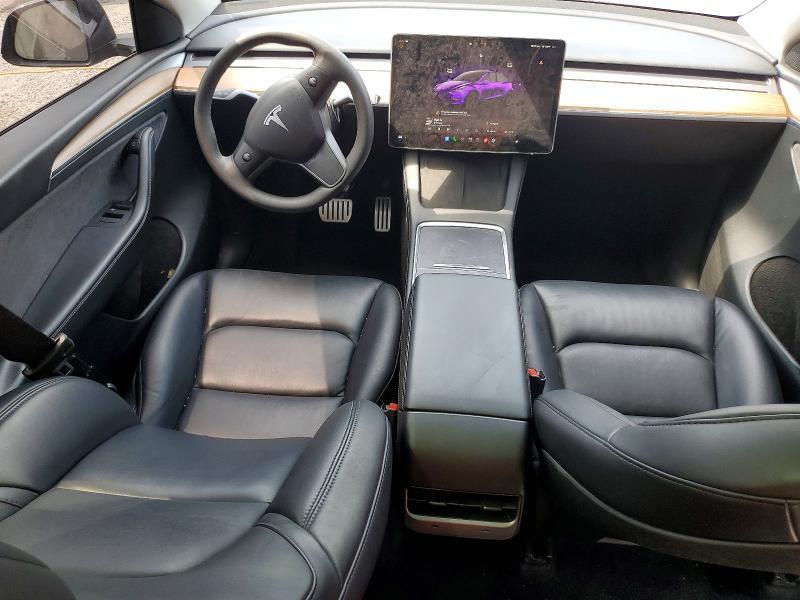 2023 TESLA MODEL Y — Фото 8 из 12