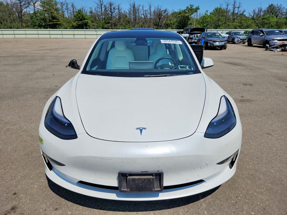 2022 TESLA MODEL 3 — Фото 5 из 12