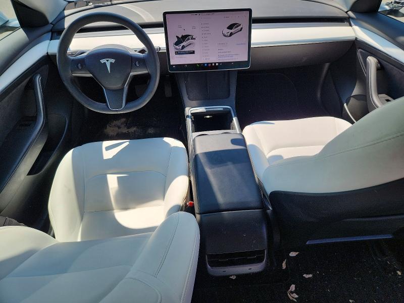 2022 TESLA MODEL 3 — Фото 8 из 12