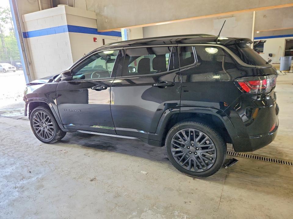 3C4NJDCB4NT140859 2022 JEEP COMPASS photo no. 2