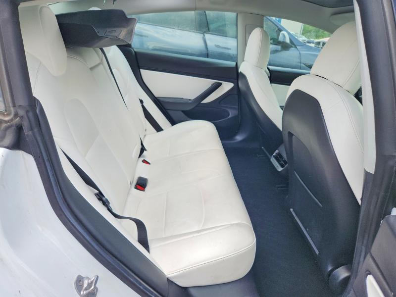 2021 TESLA MODEL 3 — Фото 11 из 13