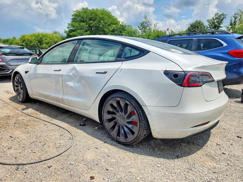 2021 TESLA MODEL 3 — Фото 2 из 13