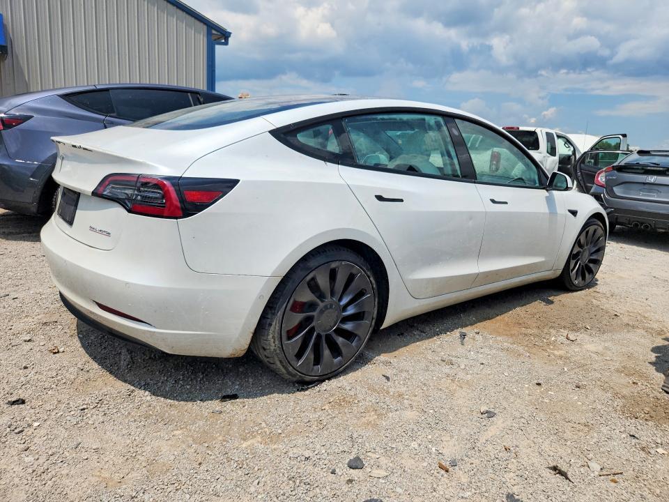 2021 TESLA MODEL 3 — Фото 3 из 13