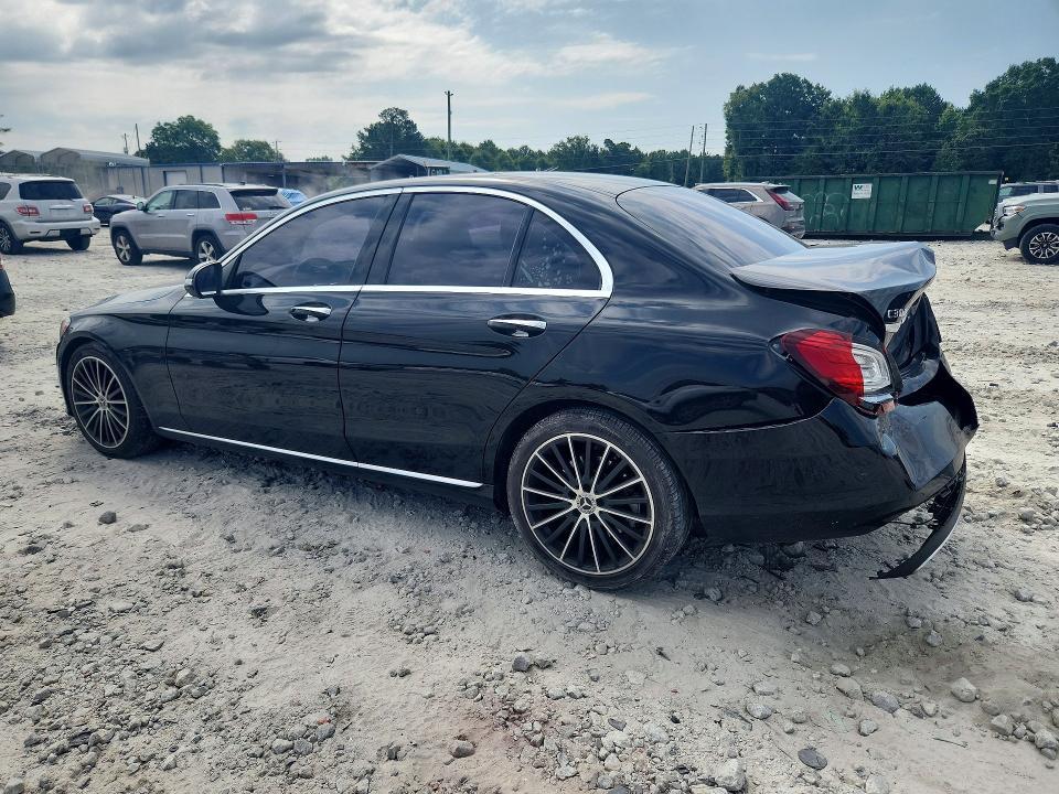 2021 MERCEDES-BENZ C 300 — Фото 2 из 12