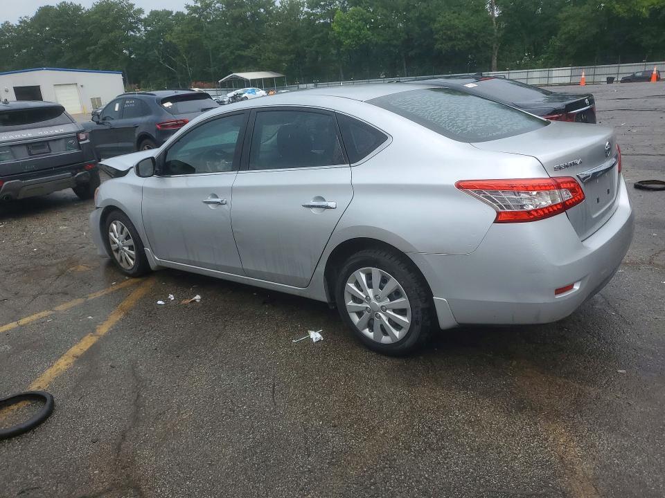 2015 NISSAN SENTRA — Фото 2 из 12