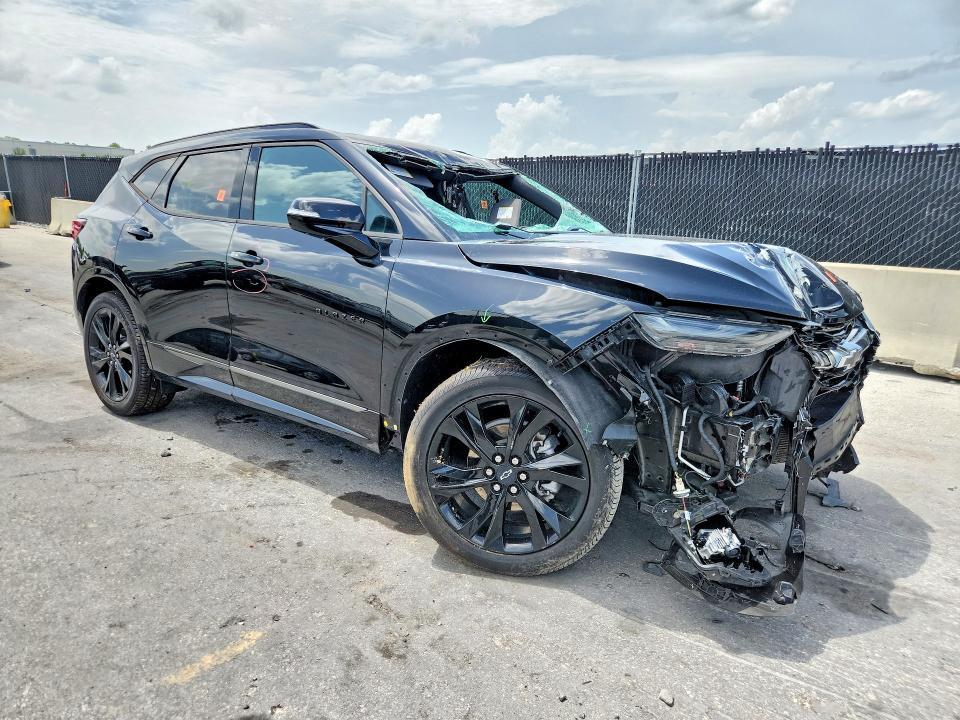 2021 CHEVROLET BLAZER RS — Фото 4 из 13