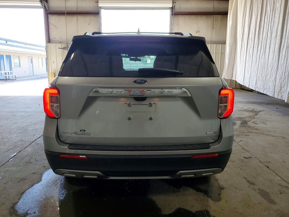 2020 FORD EXPLORER XLT — Фото 6 из 14