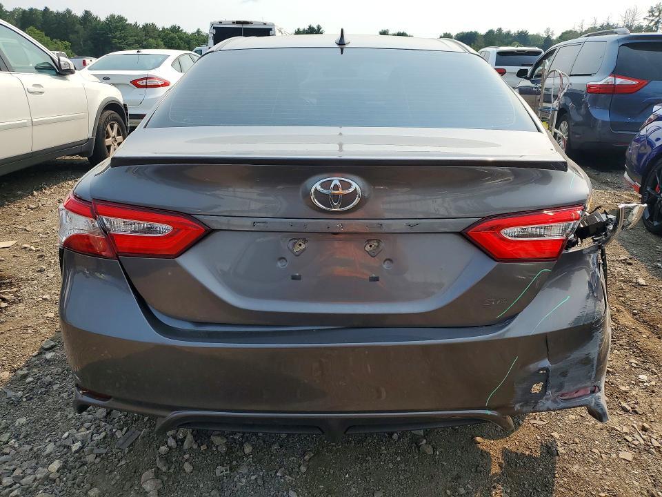 2020 TOYOTA CAMRY SE — Фото 6 из 12