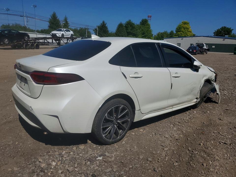 2020 TOYOTA COROLLA LE — Фото 3 из 12