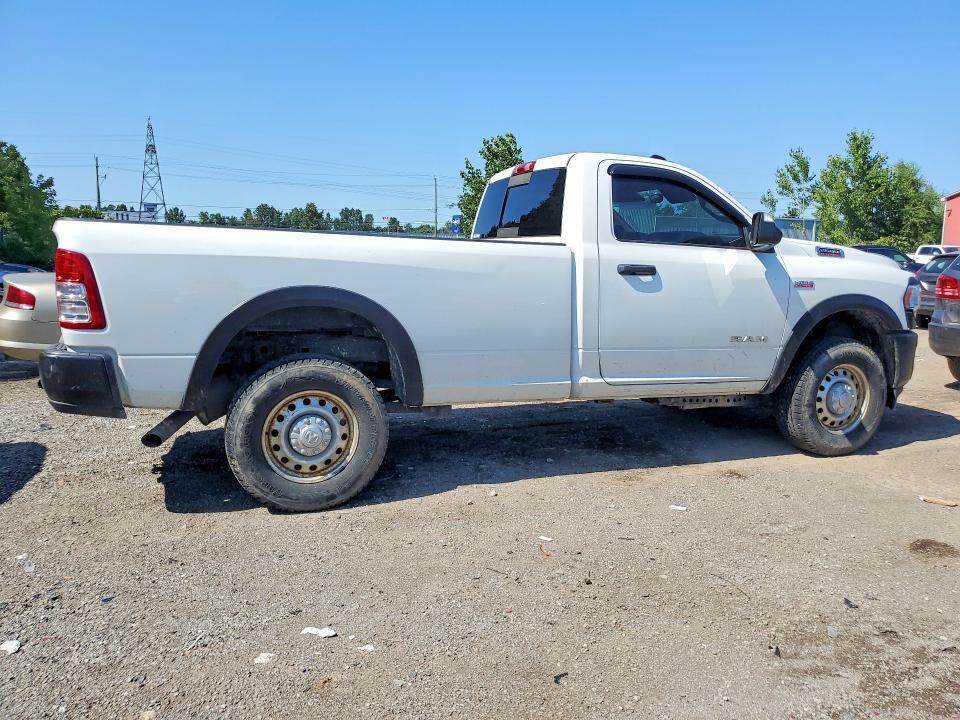 2020 RAM 2500 TRADESMAN — Фото 3 из 12
