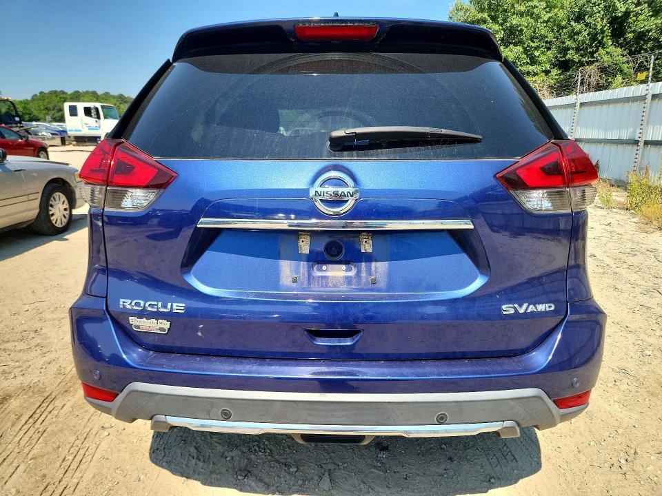 2020 NISSAN ROGUE SV — Фото 6 из 13