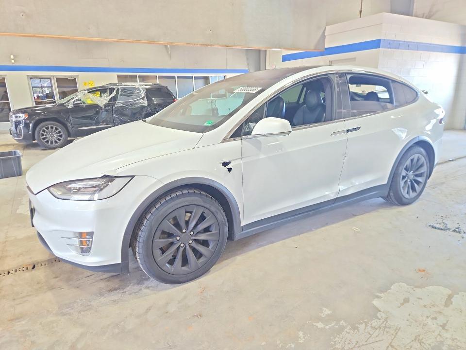 2020 TESLA MODEL X 5YJXCDE25LF300470