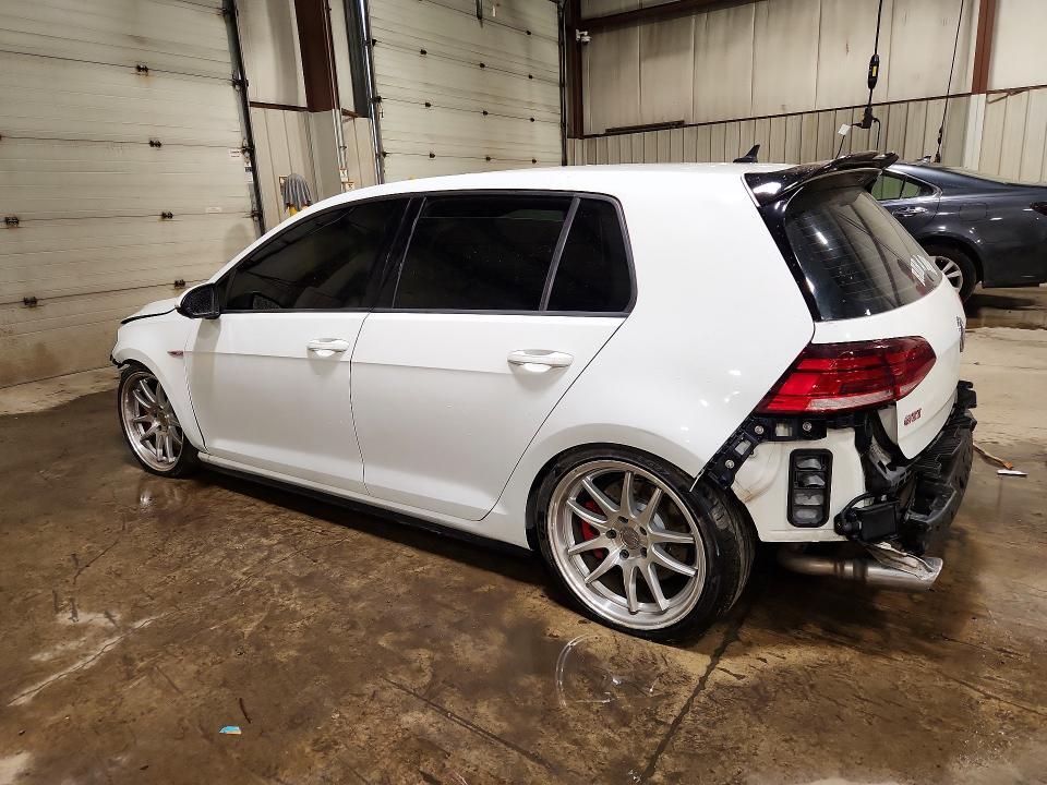 2019 VOLKSWAGEN GTI S — Фото 2 из 13