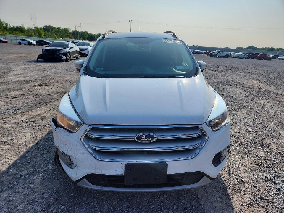 1FMCU9GD2JUC53826 2018 FORD ESCAPE photo no. 5