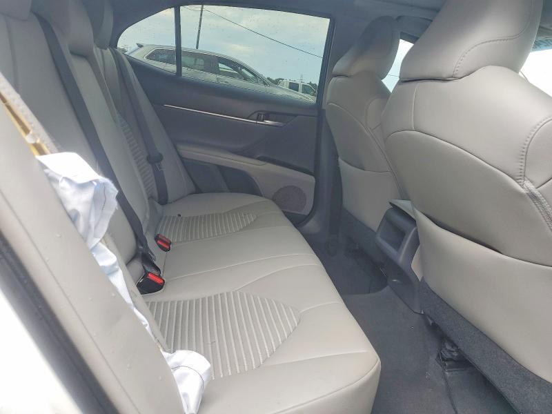 2018 TOYOTA CAMRY SE — Фото 10 из 12