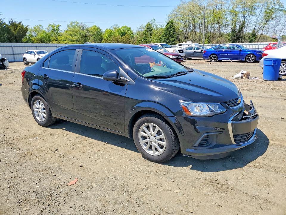 2018 CHEVROLET SONIC LT — Фото 4 из 12