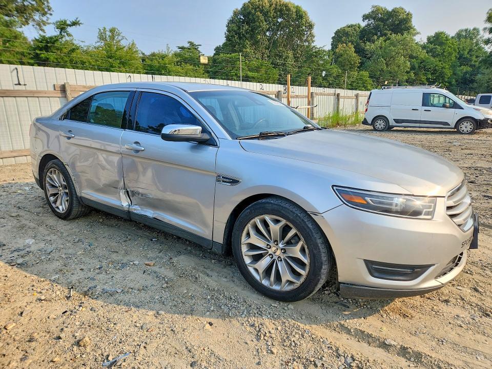 2018 FORD TAURUS LIMITED — Фото 4 из 12