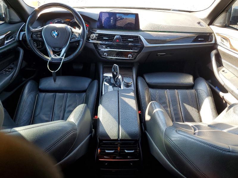 2018 BMW 530XE — Фото 8 из 12