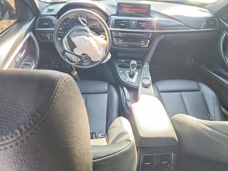 2018 BMW 330 XI — Фото 8 из 12