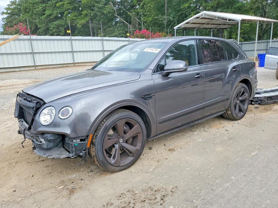2018 BENTLEY BENTAYGA SJAAC2ZV6JC018686