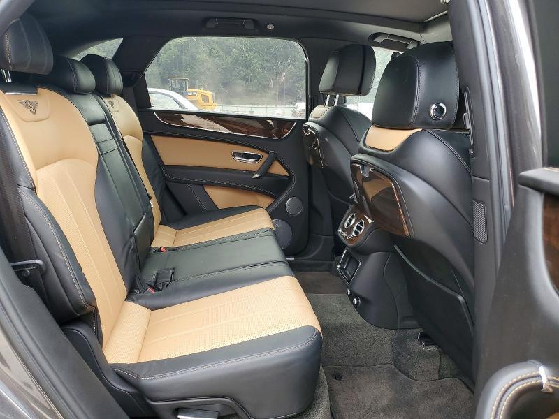 SJAAC2ZV6JC018686 2018 BENTLEY BENTAYGA photo no. 11