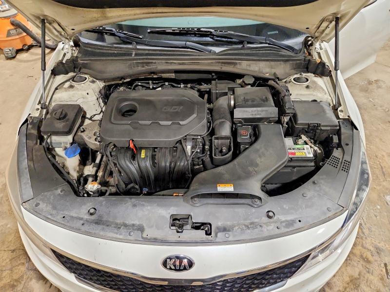 KNAGT4L31H5137852 2017 KIA OPTIMA photo no. 11