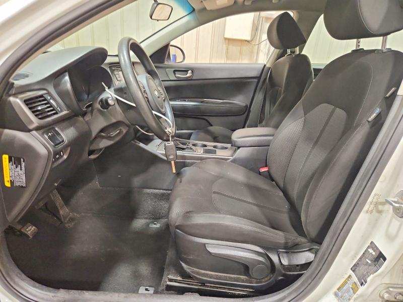 KNAGT4L31H5137852 2017 KIA OPTIMA photo no. 7