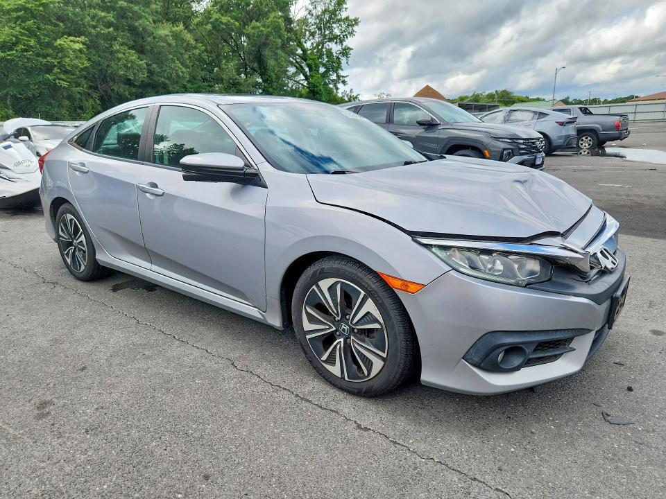 2017 HONDA CIVIC EXL — Фото 4 из 12