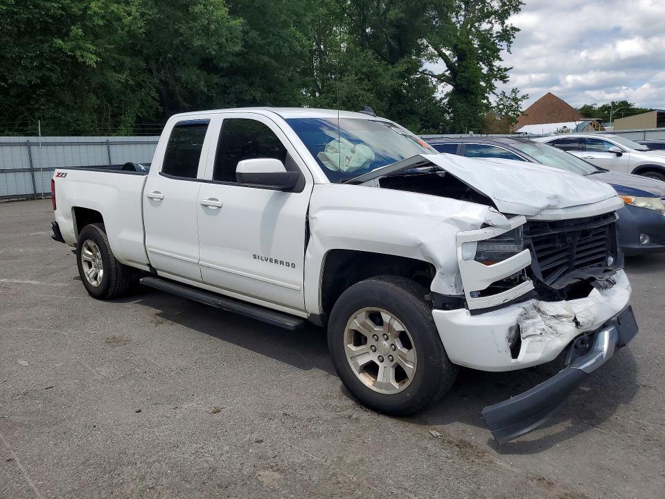 2017 CHEVROLET SILVERADO K1500 LT — Фото 4 из 13